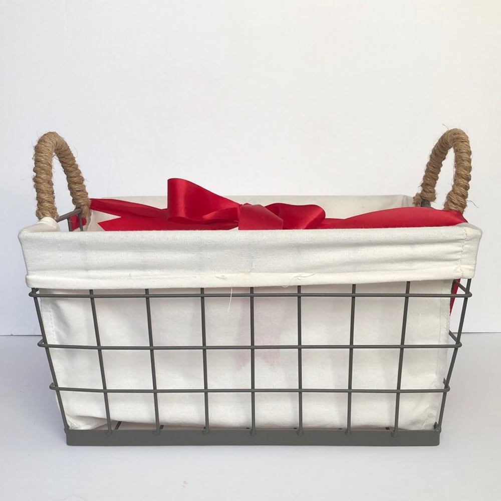 Metal Wire Basket With Handles